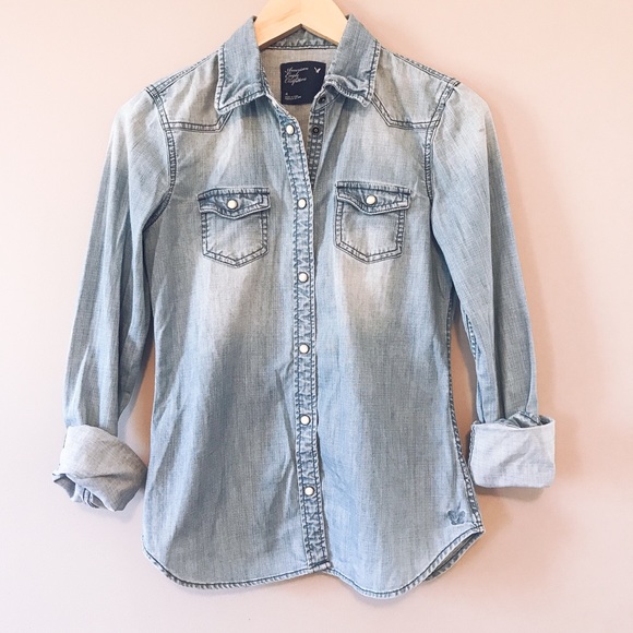 American Eagle Outfitters Tops - American Eagle Outfitters Denim Button Down